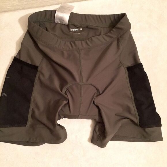 Baleaf  Woman’s Cycling Shorts - Picture 1 of 4